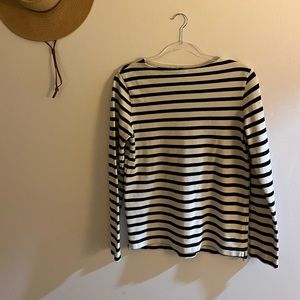 Black and White Stripe long Sleeve Top